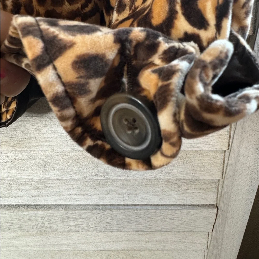GAP leopard print